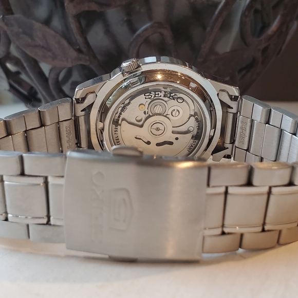 Custom Watch Seiko Mod - Picture 2 of 5